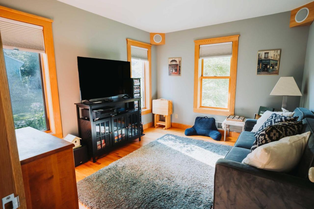 Lake-View Home With Pool In Hammondsport! Extérieur photo